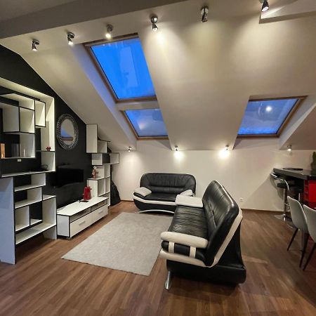Apartamentai Prie Seimo Vilna Exterior foto