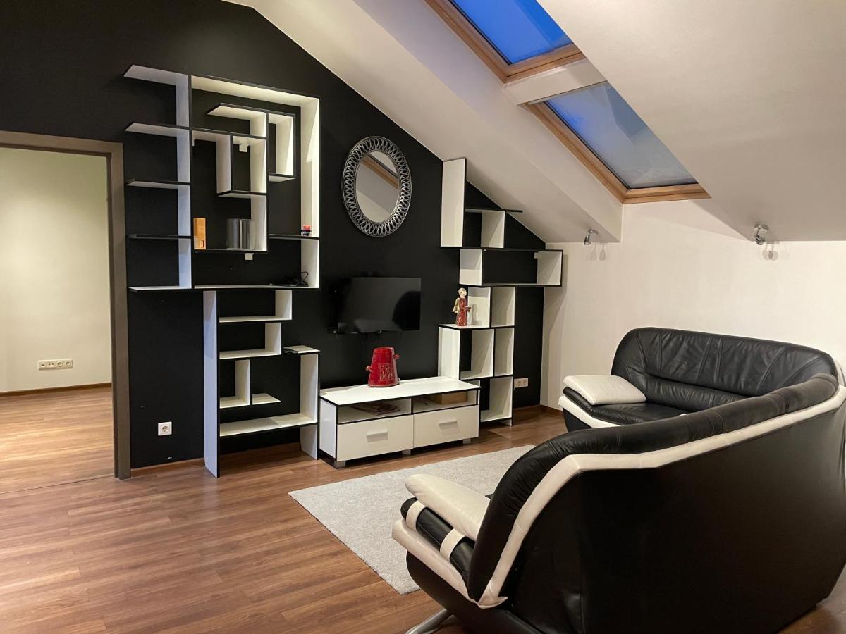 Apartamentai Prie Seimo Vilna Exterior foto