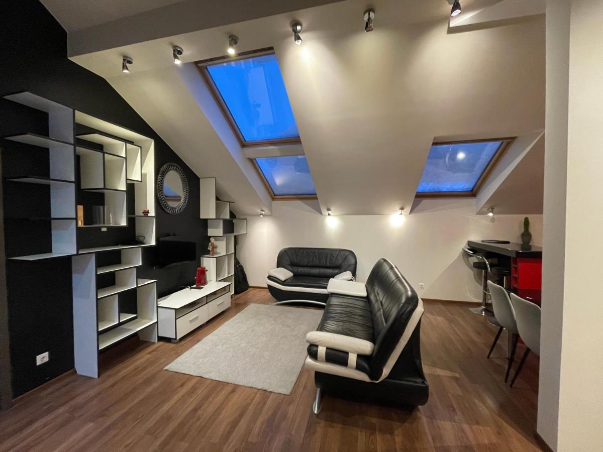 Apartamentai Prie Seimo Vilna Exterior foto